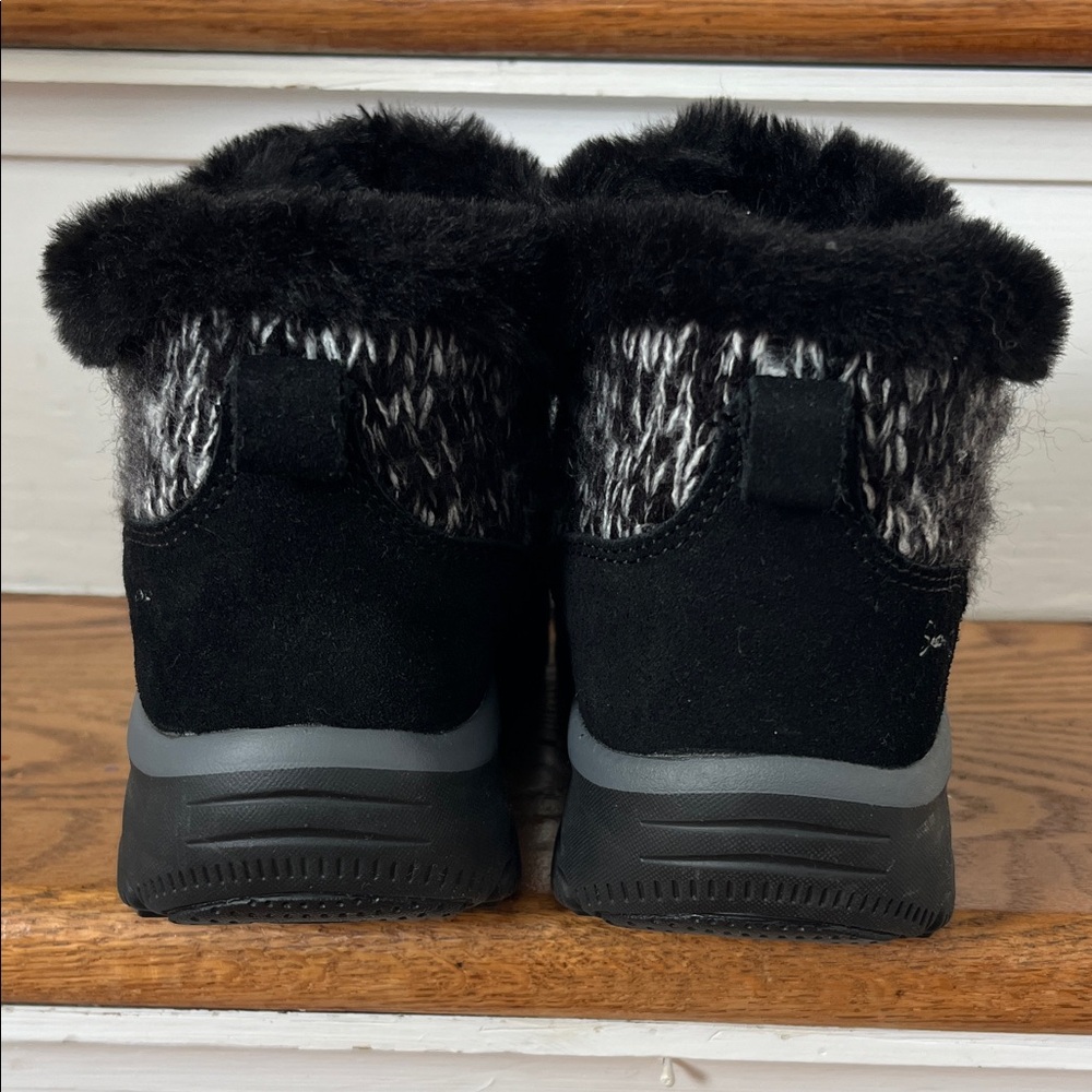 Skechers Black and Gray Winter Boots - Picture 4 of 8